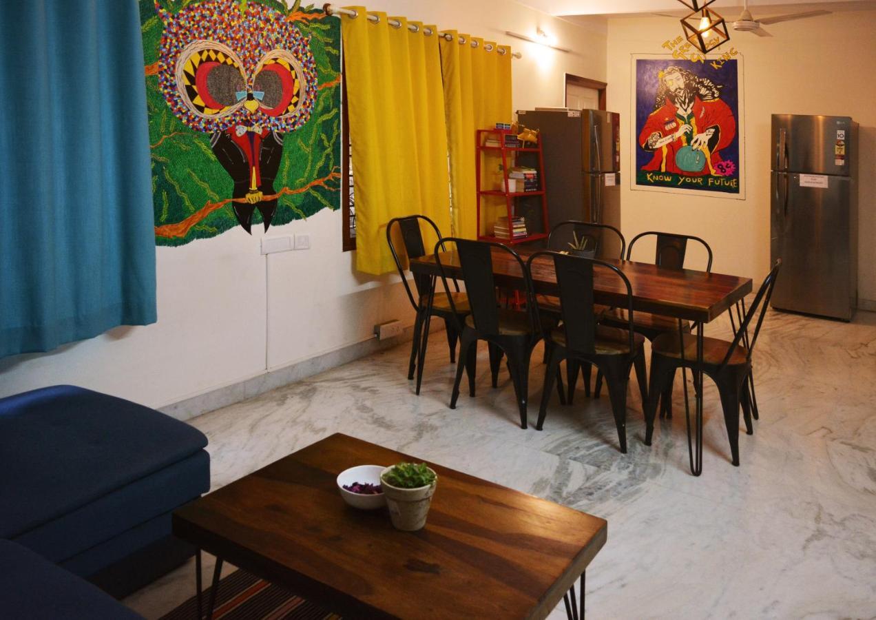 The Hood Hostel Bangalore Exterior foto